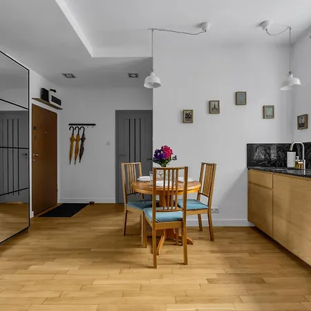 Muranow - Metro, Location - By Rentujemy アパート